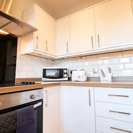 Outhouse Hideaway! Perfect For Long Garden * Middlesbrough